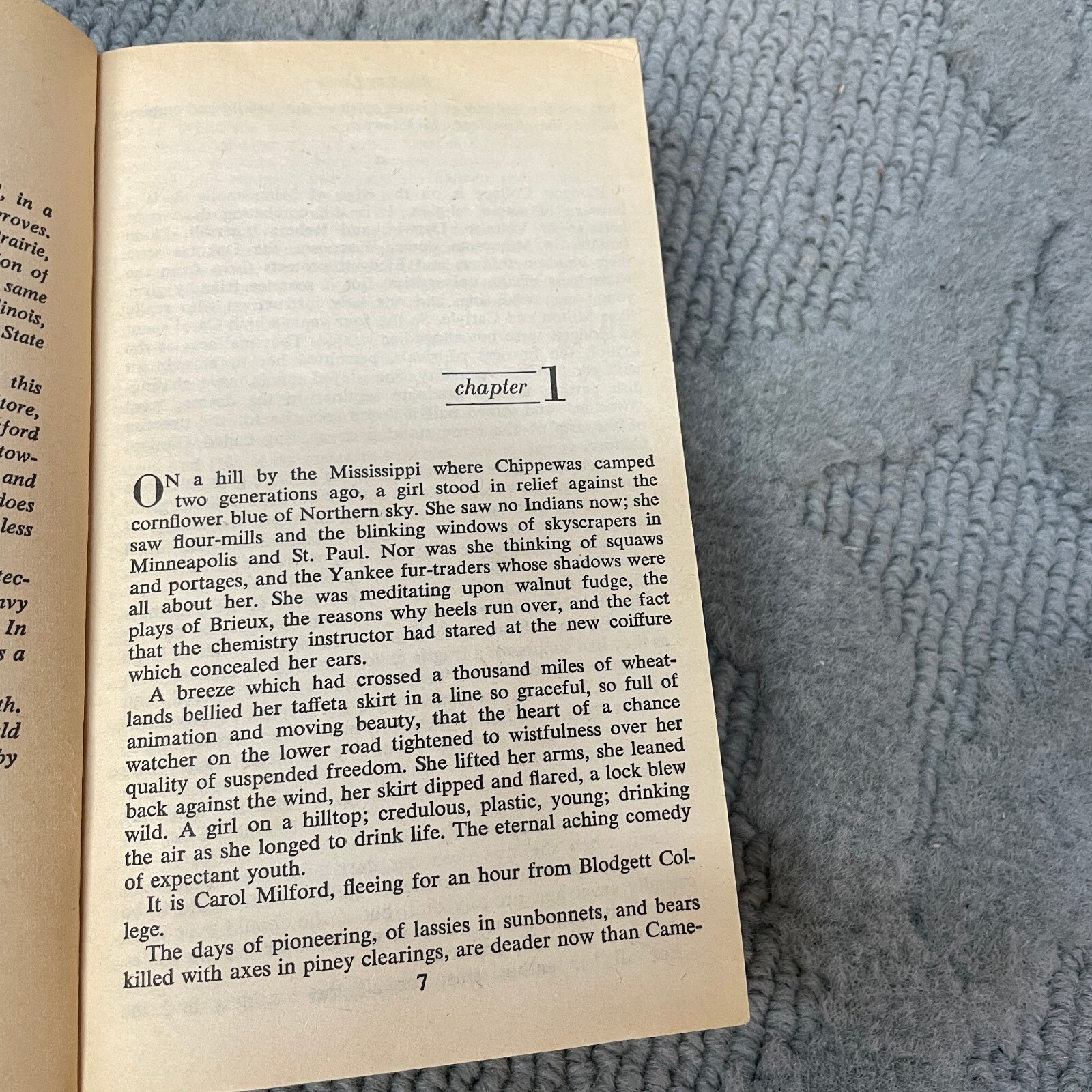 Main Street Historical Fiction Paperback Book by Sinclair Lewis Signet 1980