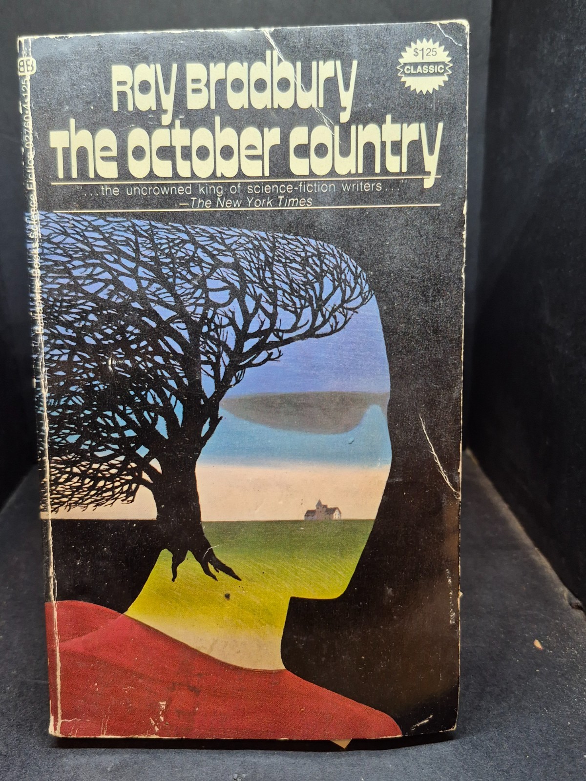 The October Country: Ray Bradbury. Ballentine Books 1972