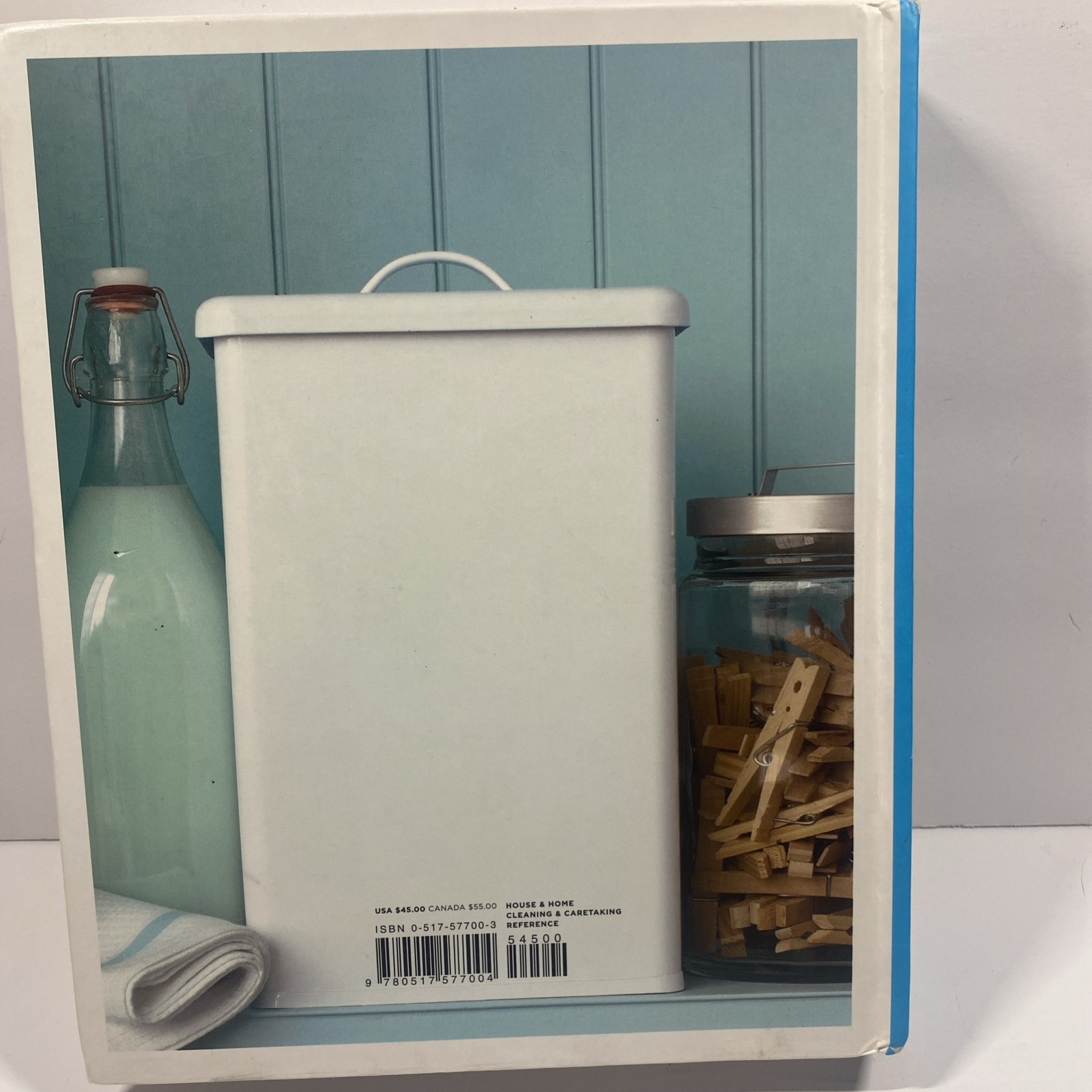 Martha Stewart Homekeeping Handbook First Edition HB book 2006 home house decor