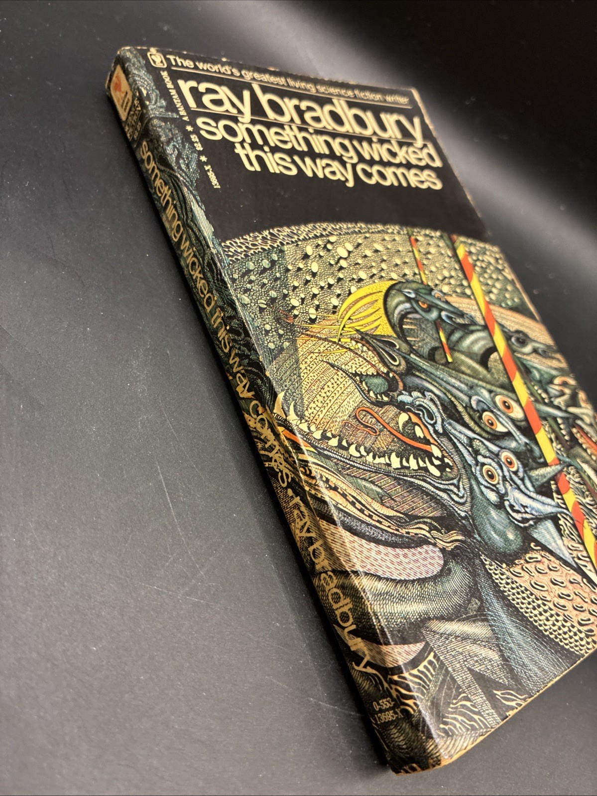 Something Wicked This Way Comes, Ray Bradbury – Bantam Books