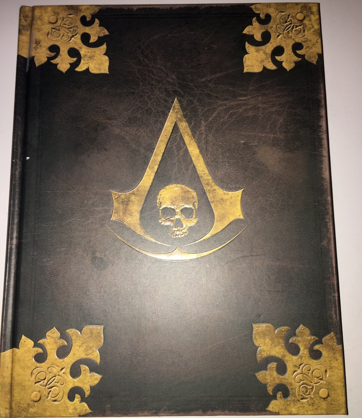 Assassin’s Creed IV Black Flag BlackBeard The Lost Journal NICE BOOK