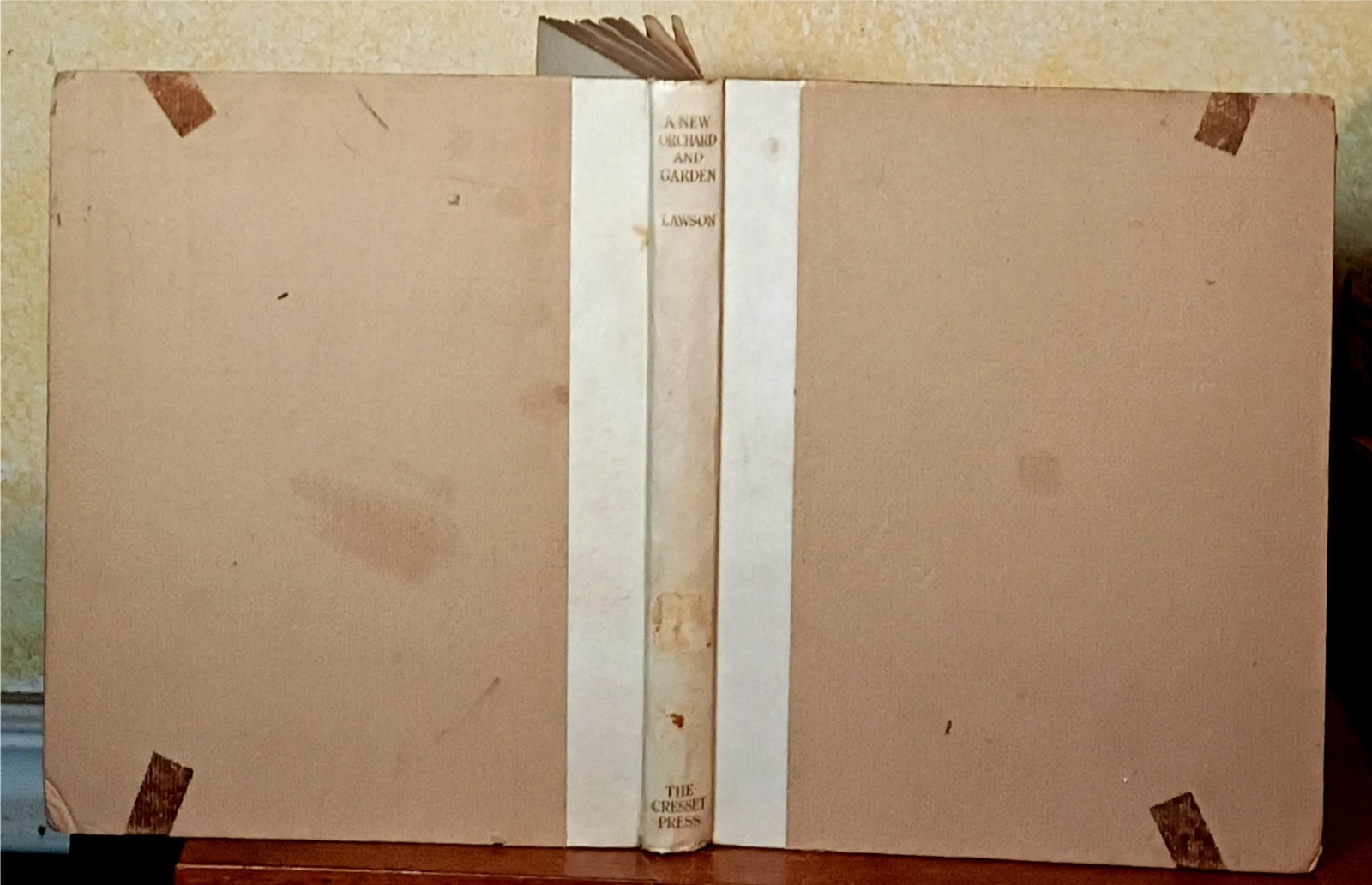 A New Orchard & Garden by William Lawson facsimile Ltd Ed. 53/650