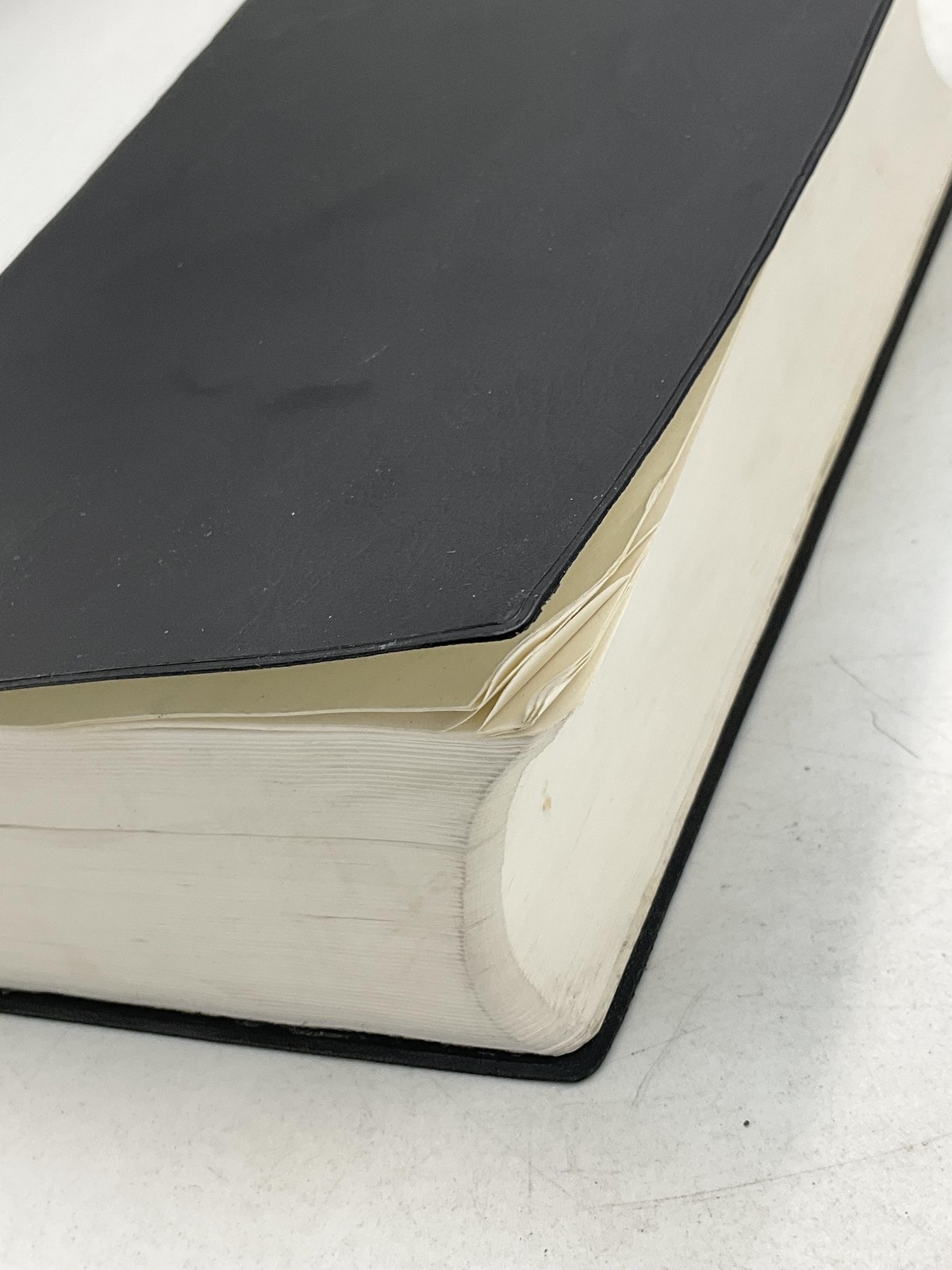 圣经 研用本 CHINESE STUDY BIBLE SOFTCOVER, FAUX LEATHER VARIOUS AUTHORS CHINA BLACK
