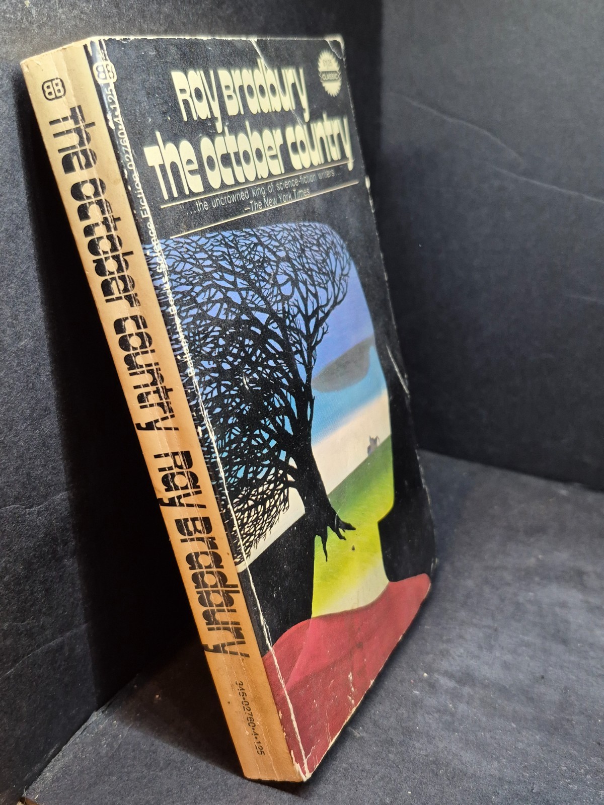 The October Country: Ray Bradbury. Ballentine Books 1972