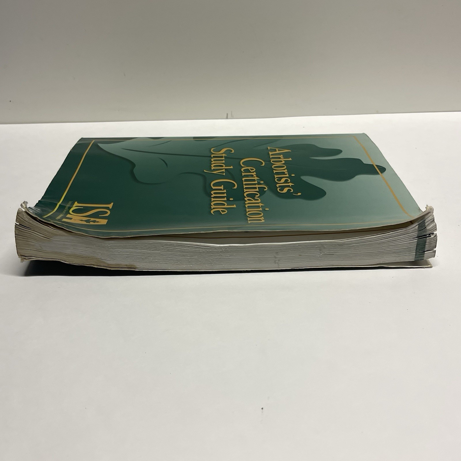 ISA Arborists’ Certification Study Guide Sharon Lilly Paperback – *READ Desc*